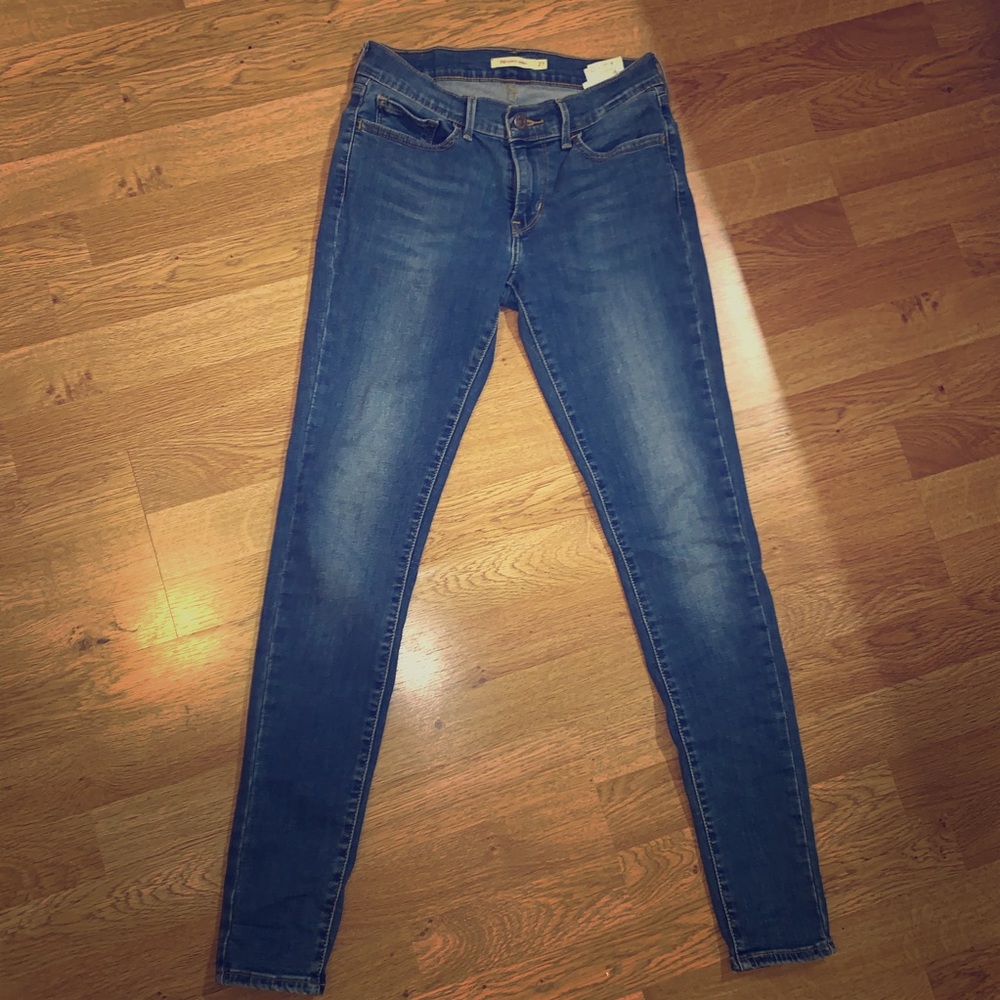 Levi’s 710 Super Skinny Jeans